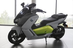 宝马BMWC Evolution电动摩托车