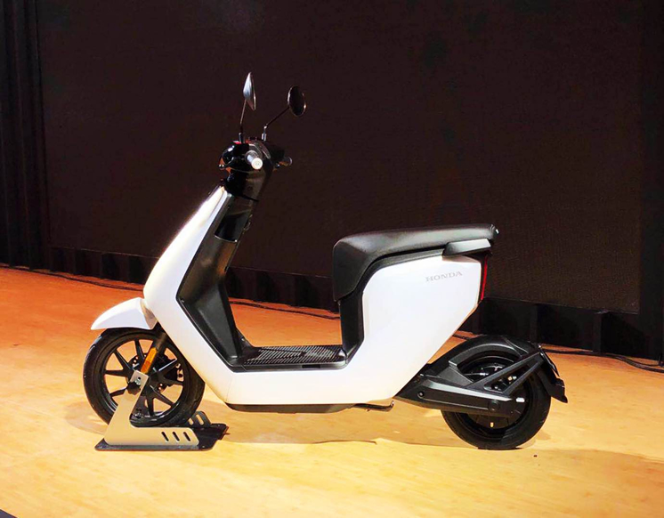 
五羊-本田E-Mobility Concept
电动摩托车整车外观图册